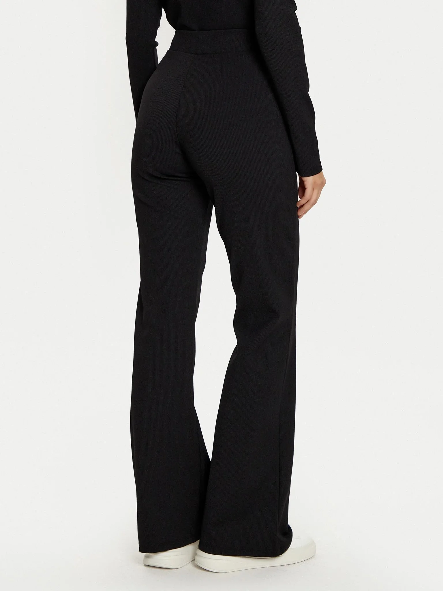 GUESS ATHLEISURE Quần Dài Kiểu Thể Thao Nữ - Steffi Flare Pants