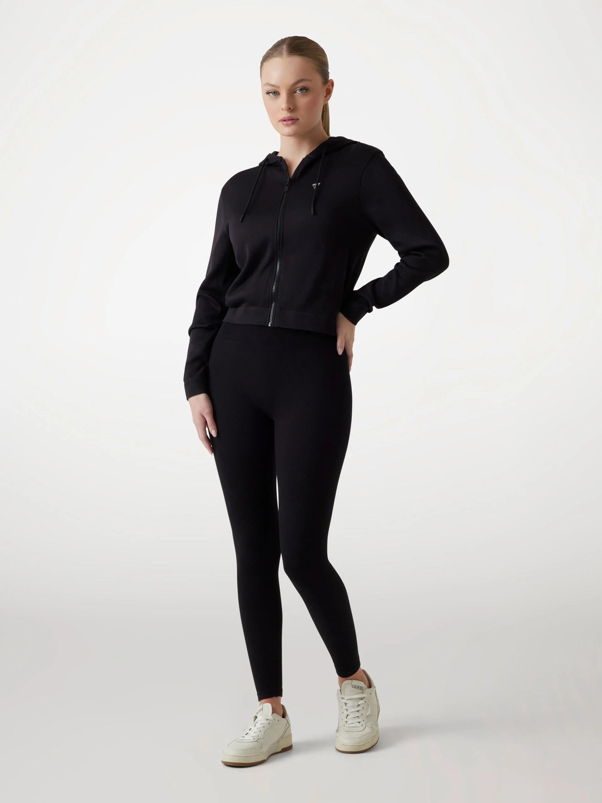 GUESS ATHLEISURE Quần Dài Kiểu Thể Thao Nữ - Martina Seamless Leggings 4/4