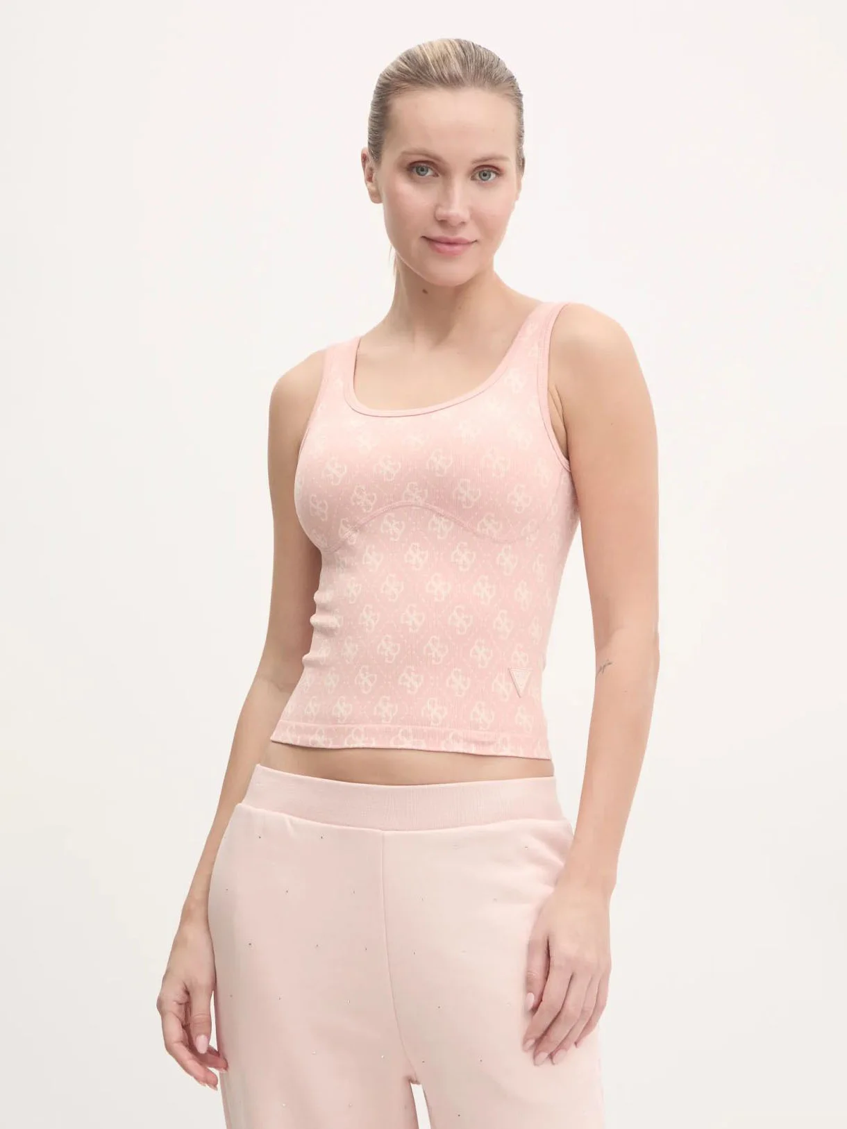 GUESS ATHLEISURE Áo Thun Kiểu Thể Thao Nữ - 4G Rhombus Active Top Seamless