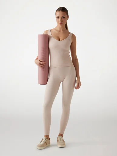 GUESS ATHLEISURE Áo Thun Kiểu Thể Thao Nữ - Martina Seamless Active Top