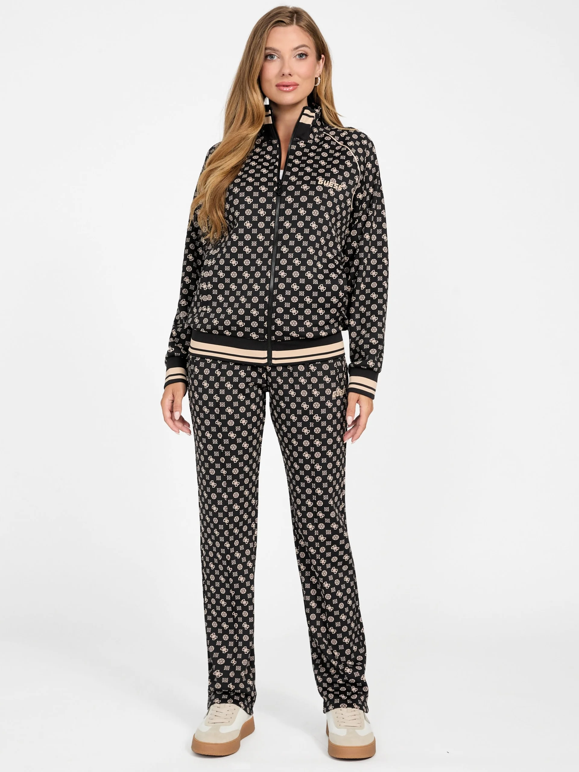 GUESS ATHLEISURE Quần Dài Kiểu Thể Thao Nữ - New Aggie Long Pant