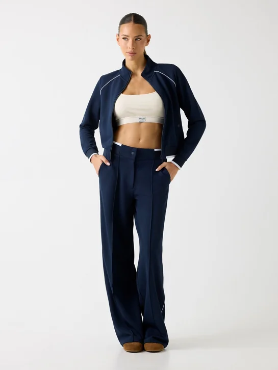 GUESS ATHLEISURE Quần Dài Kiểu Thể Thao Nữ - Sarah Pique Pants