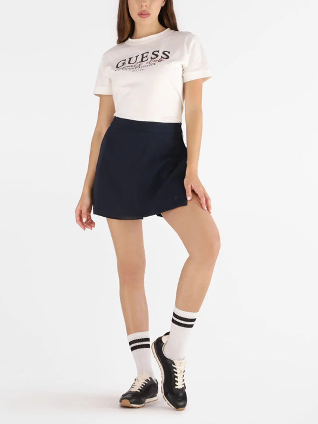 GUESS ATHLEISURE Áo Thun Kiểu Thể Thao Nữ - Artemisia Cn Ss T-Shirt