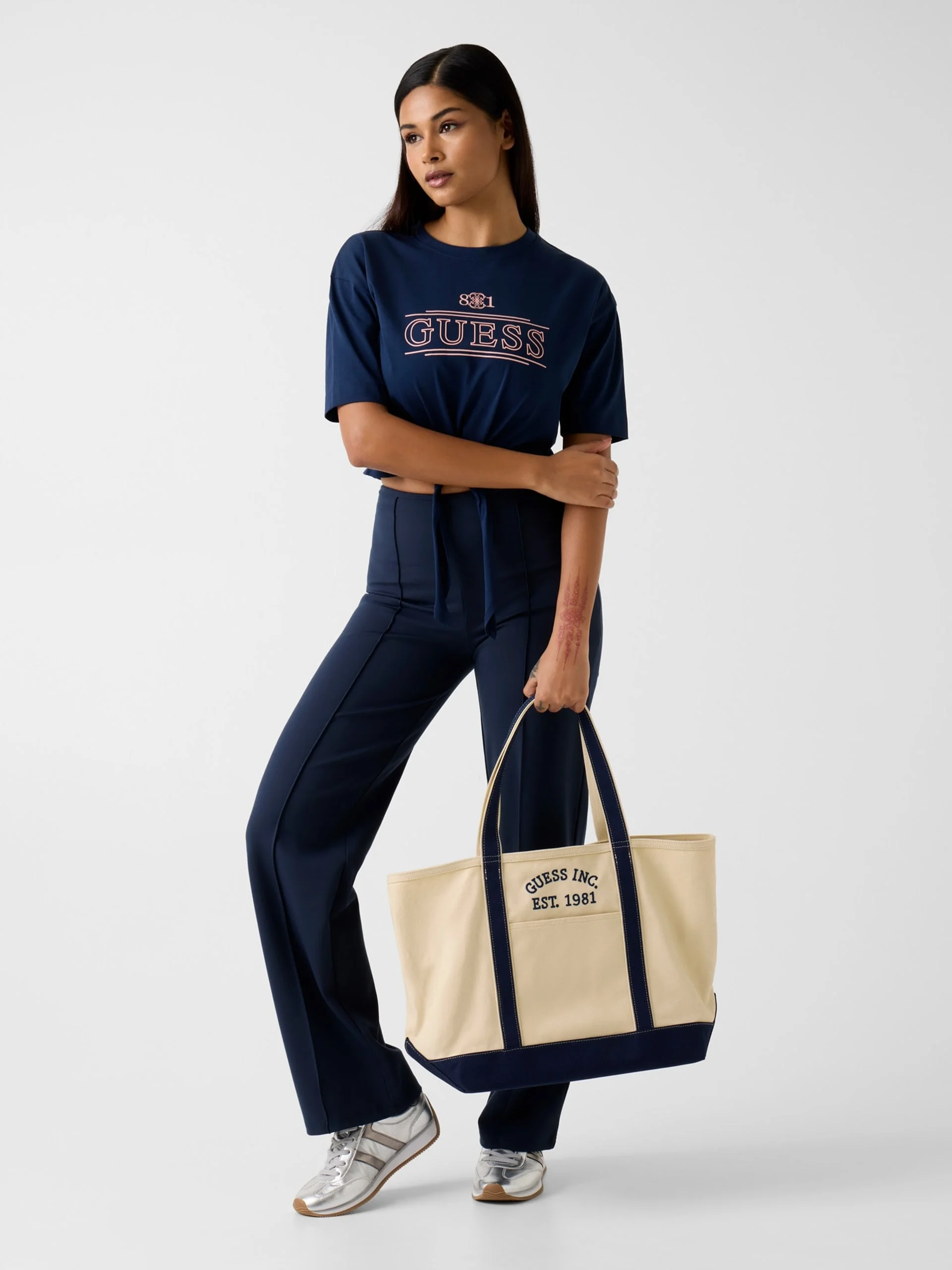 GUESS ATHLEISURE Áo Thun Kiểu Thể Thao Nữ - Martina Cn Ss T-Shirt