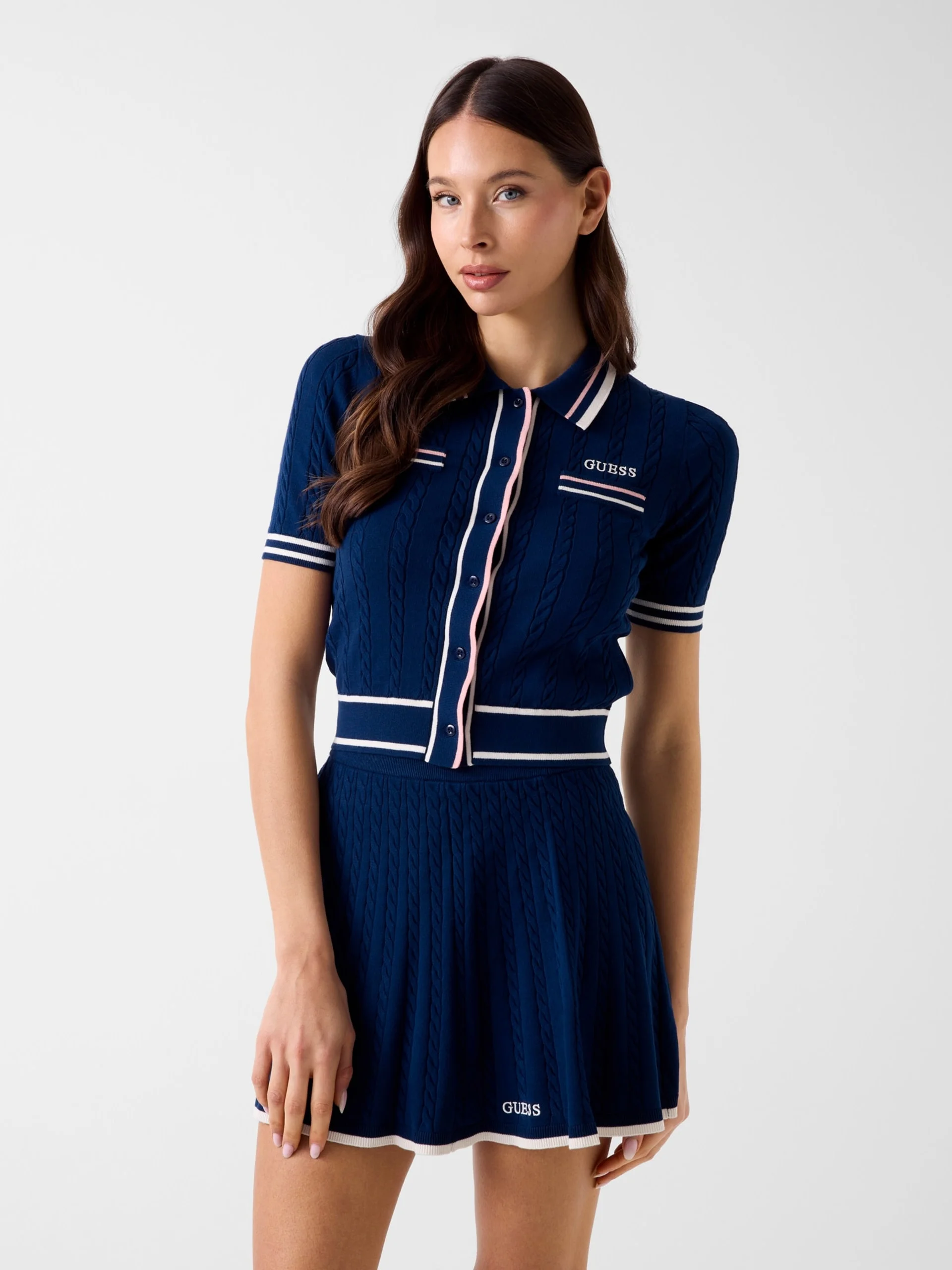 GUESS ATHLEISURE Áo Len Kiểu Thể Thao Nữ - Shari Polo Cardi Swtr