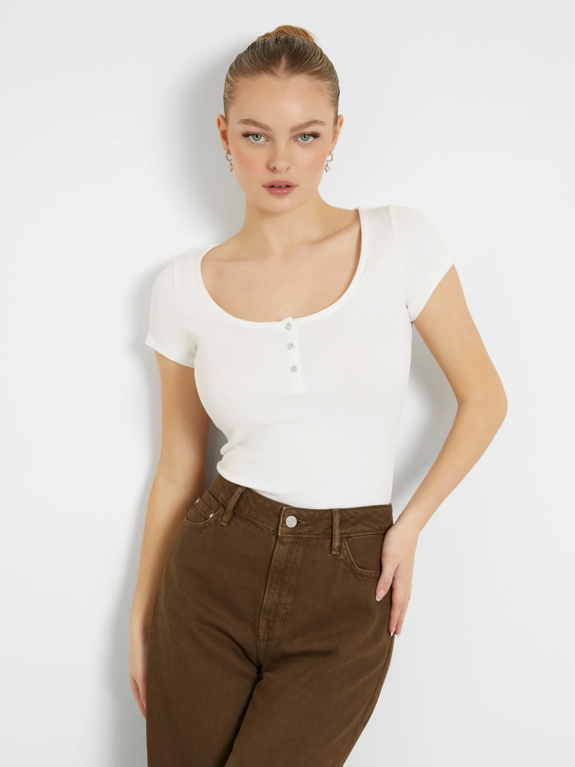 GUESS WOMAN Áo Thun Nữ - Ss Karlee Jewel Btn Henley
