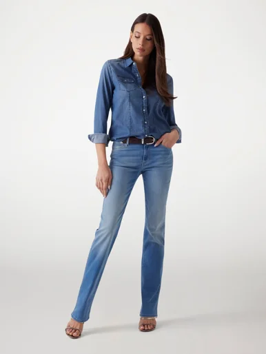 GUESS WOMAN Quần Jeans Nữ - Sexy Straight
