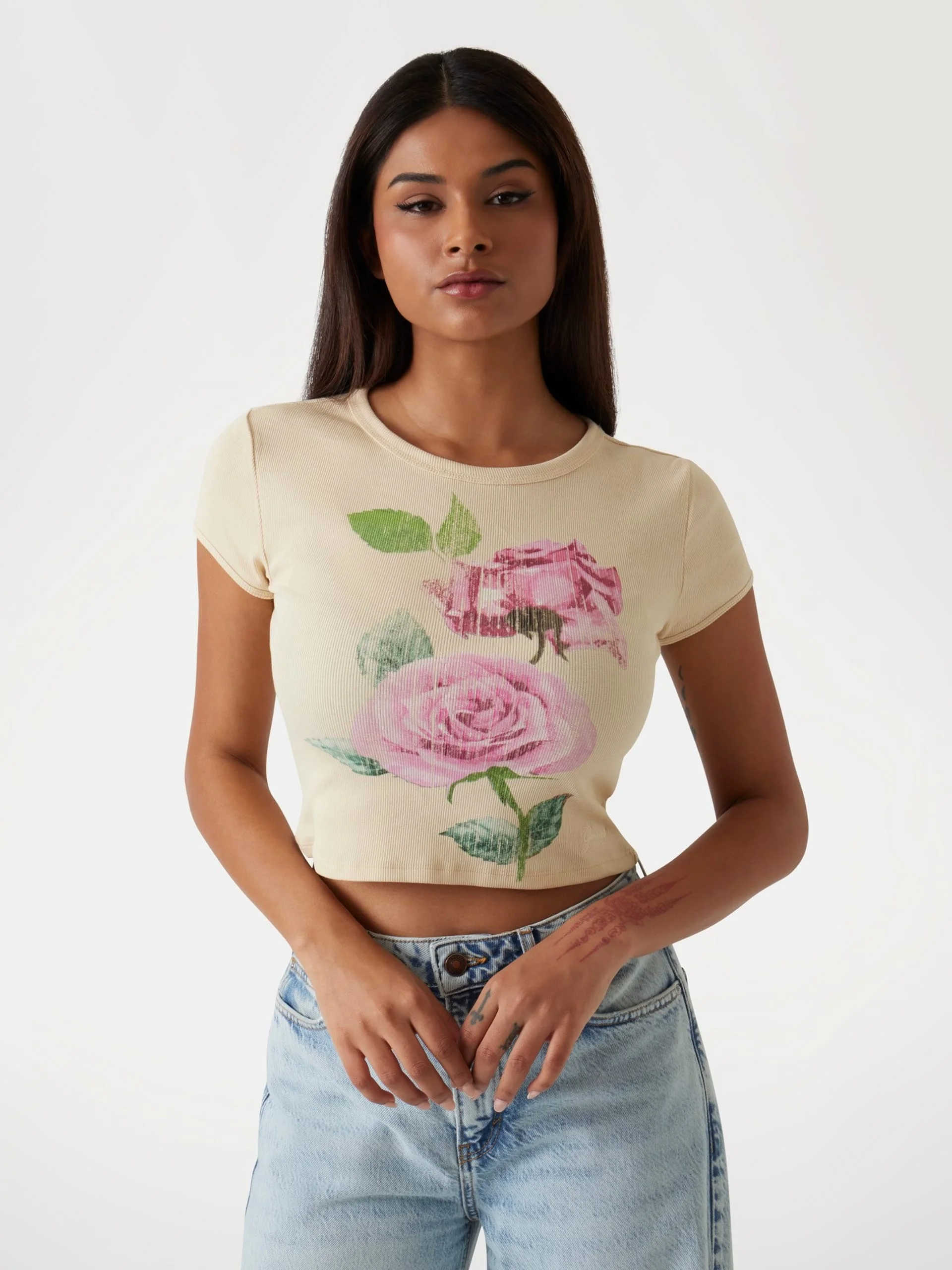 GUESS WOMAN Áo Thun Nữ - Ss Vintage Rose Fitted Rib Tee