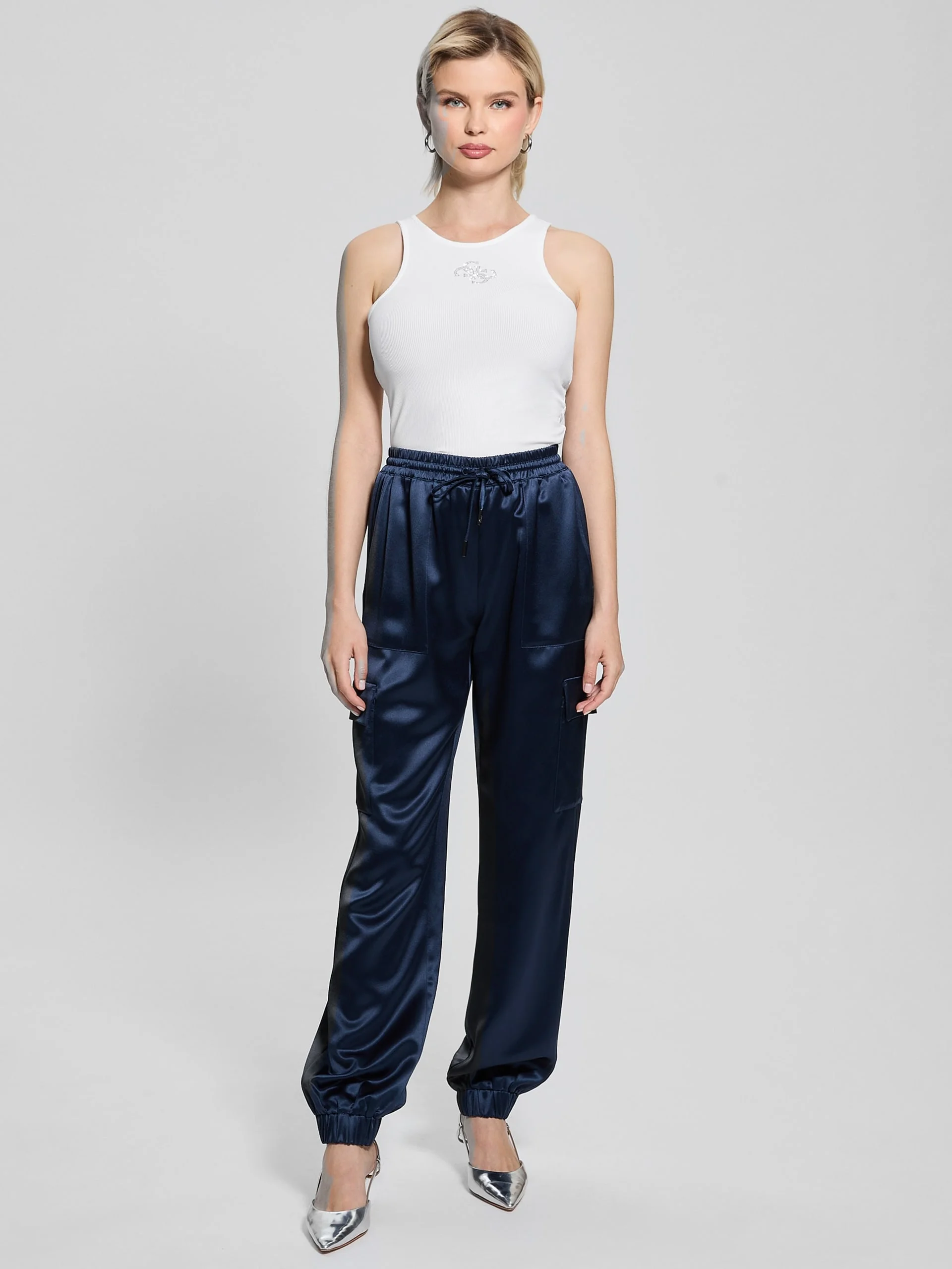 GUESS WOMAN Áo Thun Nữ New Sl Round Nk Guendalina Top