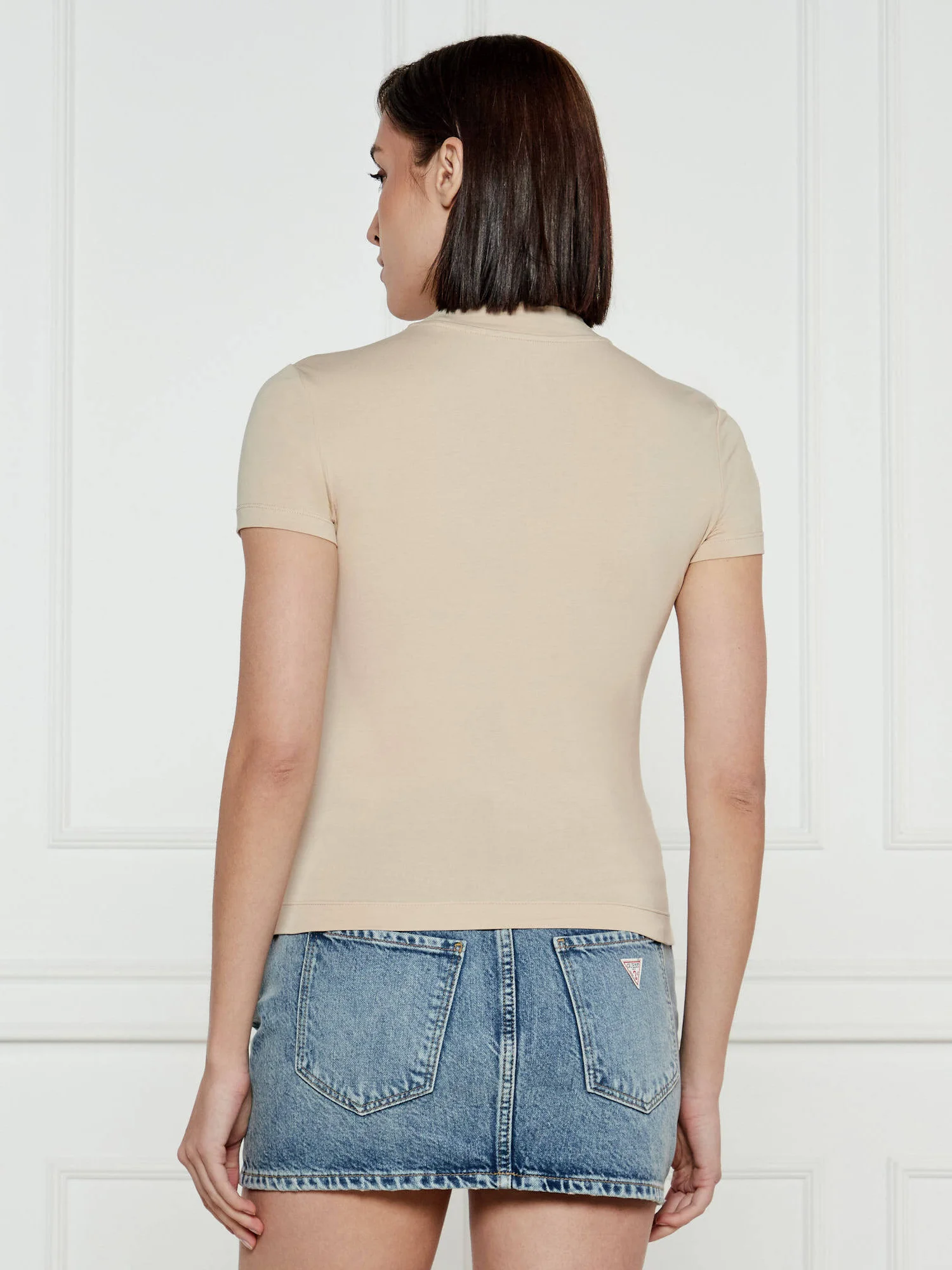 GUESS WOMAN Áo Thun Nữ - Ss Mock Neck All Over Logo Tee