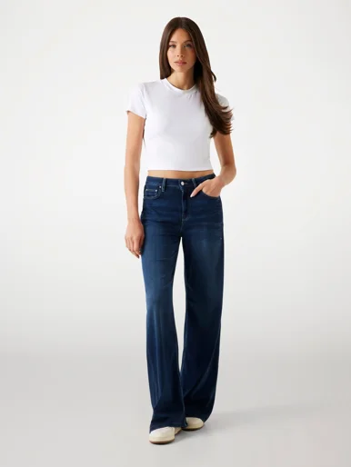 GUESS WOMAN Áo Thun Nữ - Ss Basic Mini Logo Tee