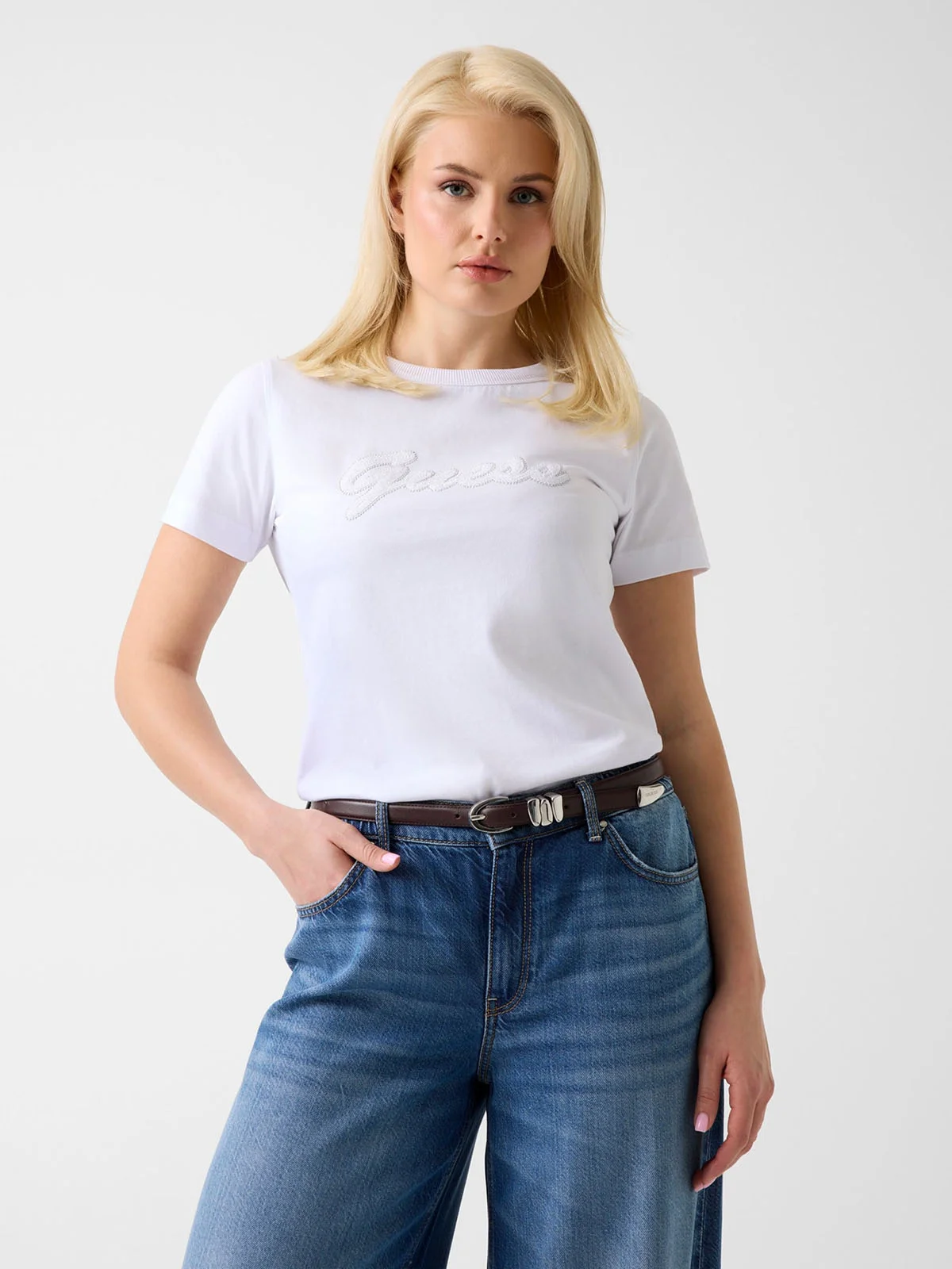 GUESS WOMAN Áo Thun Nữ - Ss Cn 3D Guess Script Tee