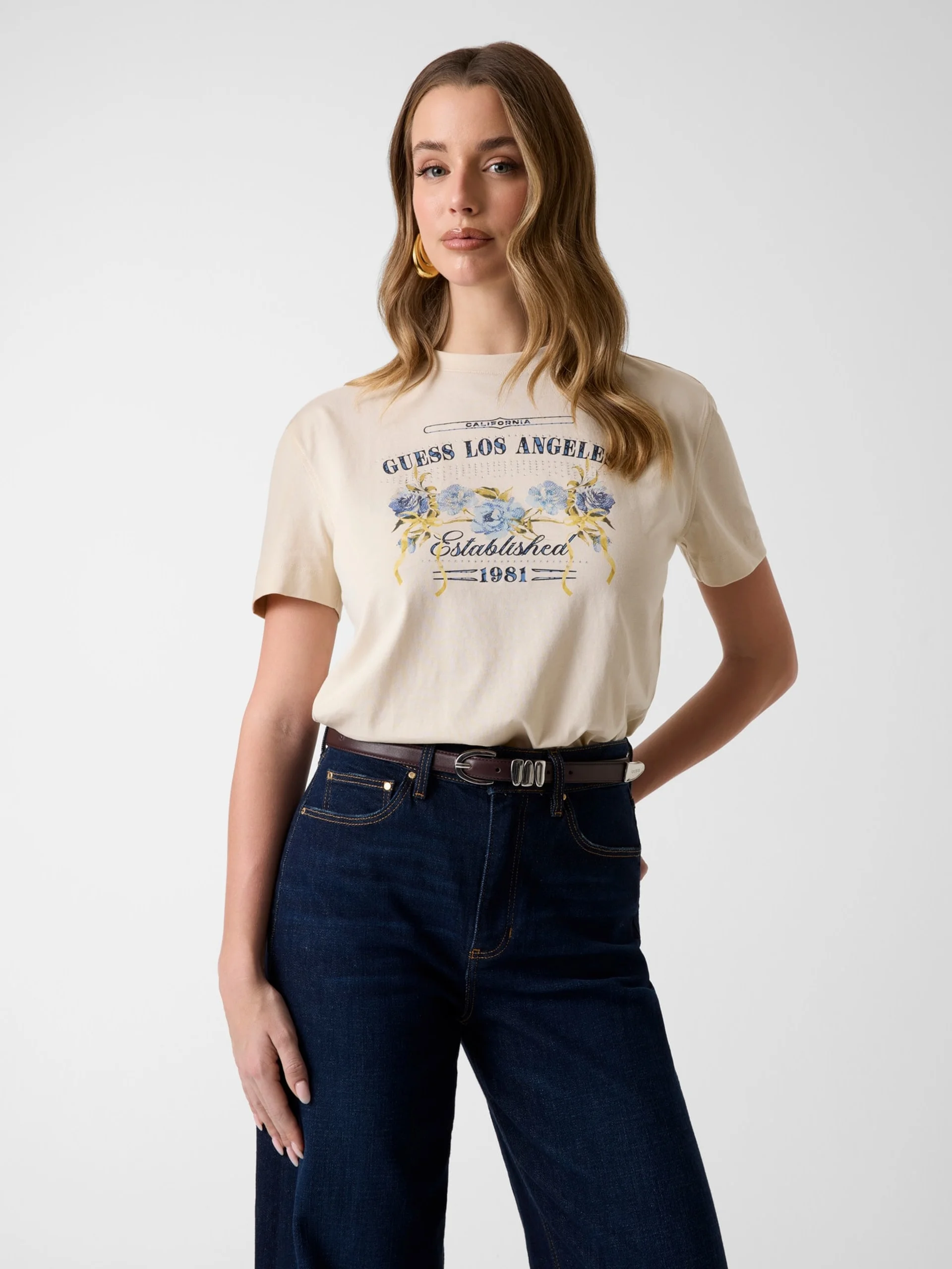 GUESS WOMAN Áo Thun Nữ - Ss Cn Flowers Guess Box Tee