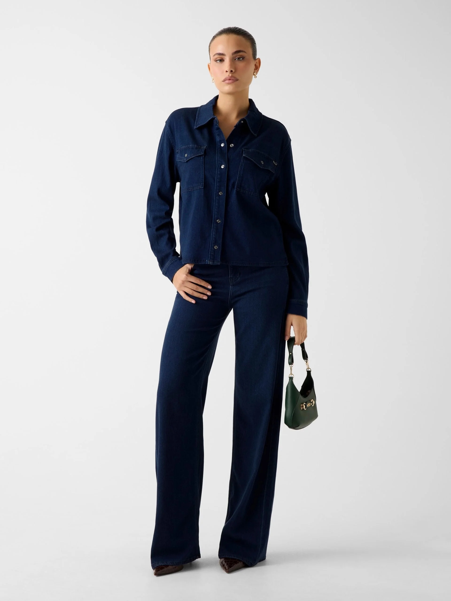 GUESS WOMAN Quần Jeans Nữ - Blossom Wide Leg