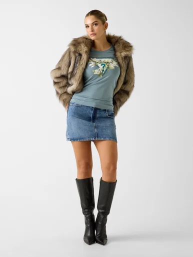 GUESS WOMAN Áo Thun Nữ - Ss Cn Camelia Triangle Tee