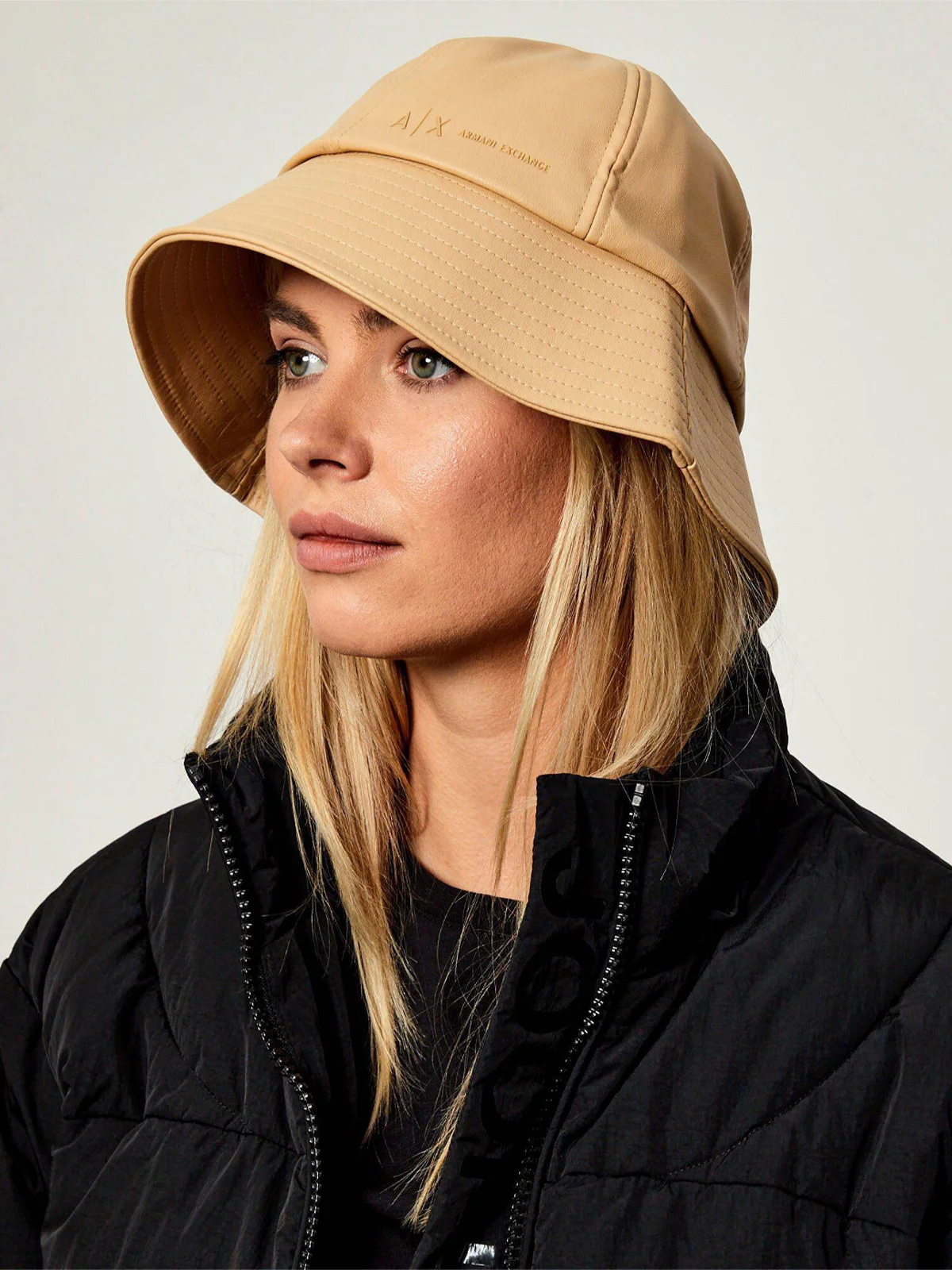 ARMANI EXCHANGE Nón Nữ